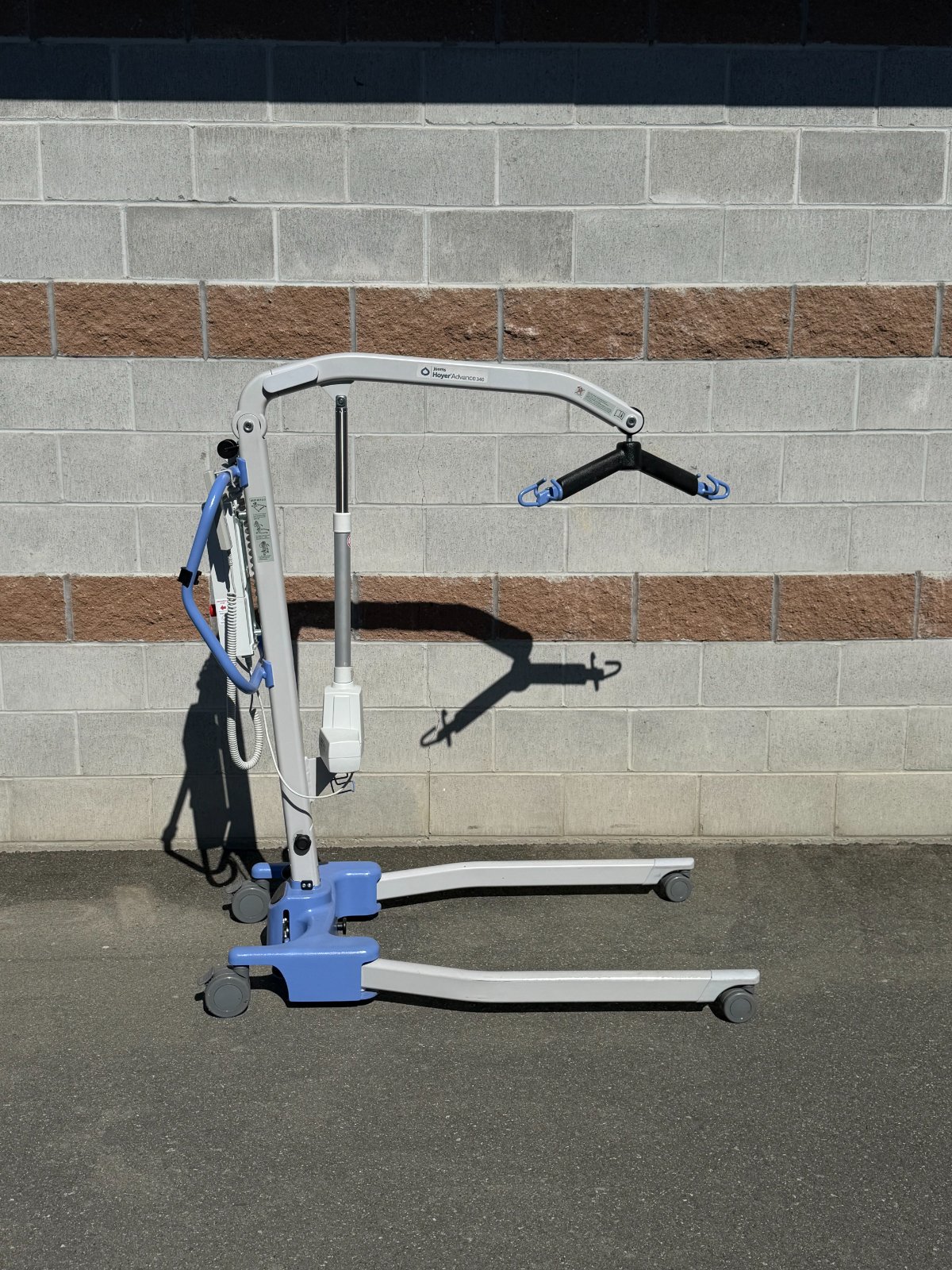 Hoyer Advance Lift — used patient lift for sale in Victoria, BC